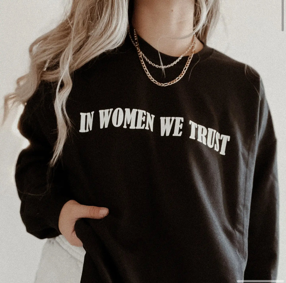 In Women We Trust Graphic Sweatshirt - Black